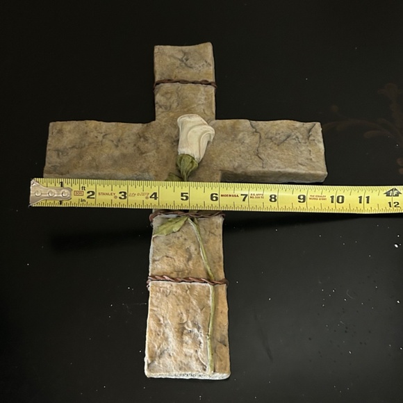 Rose Cross with White Rose.NWT - Picture 3 of 7